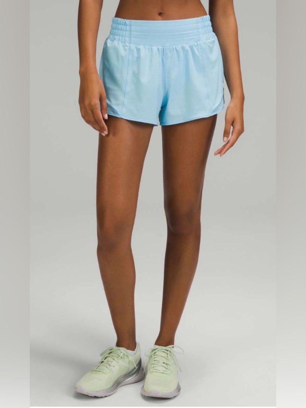 Lululemon Hotty Hot High-Rise Lined Short 2.5"
